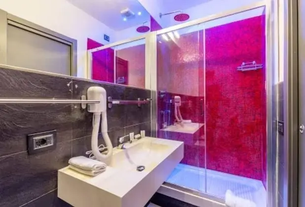 Basic Üç Kişilik Oda, Balkon