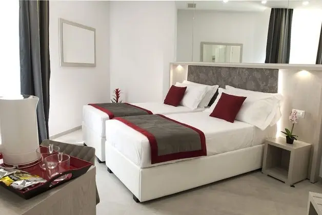 Standard Tek Büyük veya İki Ayrı Yataklı Oda