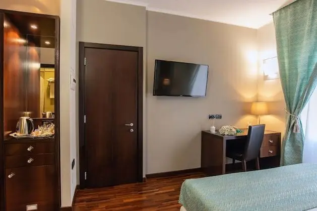 Tek Büyük veya İki Ayrı Yataklı Oda