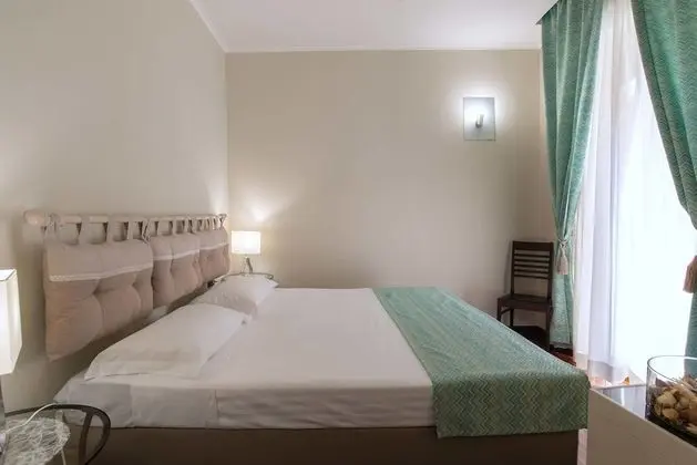 Tek Büyük veya İki Ayrı Yataklı Oda