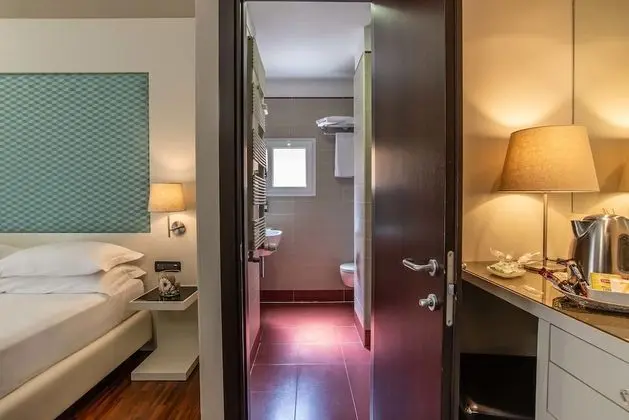 Tek Büyük veya İki Ayrı Yataklı Oda