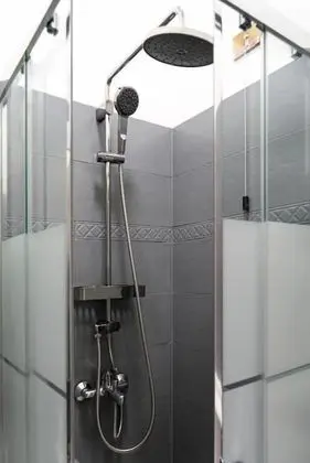 Economy Tek Büyük Yataklı Oda