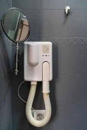 Economy Tek Büyük Yataklı Oda