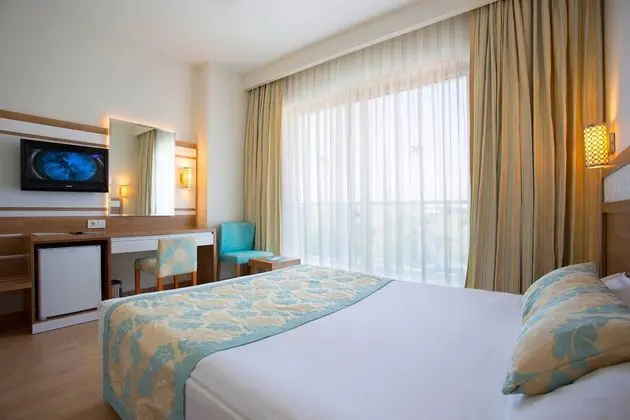 https://imagessl.etstur.com/files/images/hotelImages/TR/209217/l/Merve-Sun-Hotel---Spa-Oda-265129.jpg