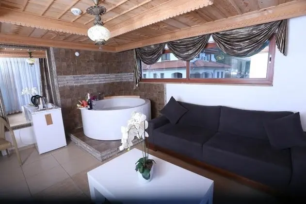 Deluxe Oda, Deniz Manzaralı, Jakuzili