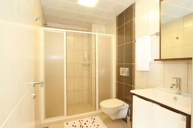 Suite, Bahçe Manzaralı