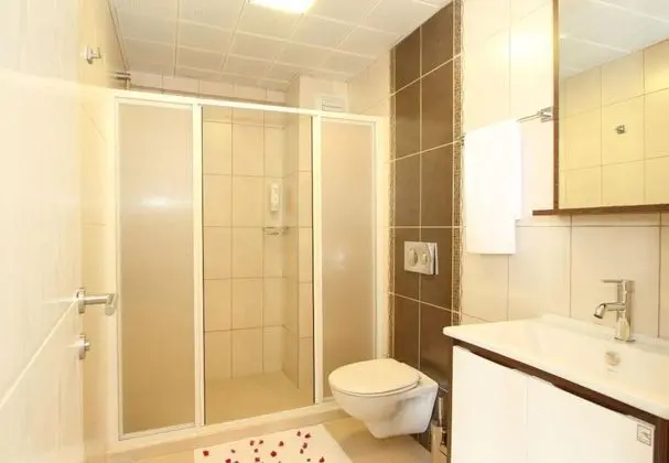 Suite, Bahçe Manzaralı