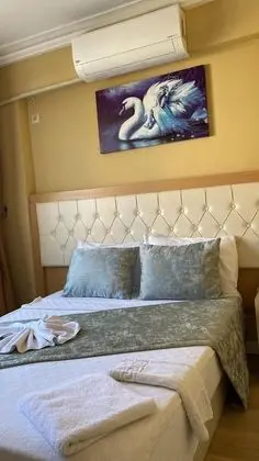 Comfort Tek Büyük veya İki Ayrı Yataklı Oda
