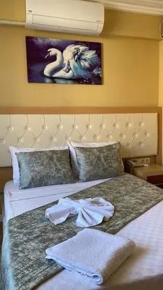 Comfort Tek Büyük veya İki Ayrı Yataklı Oda