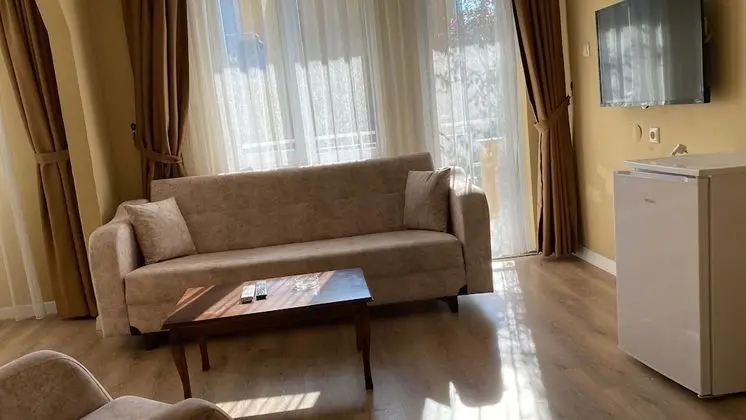 Comfort Tek Büyük veya İki Ayrı Yataklı Oda