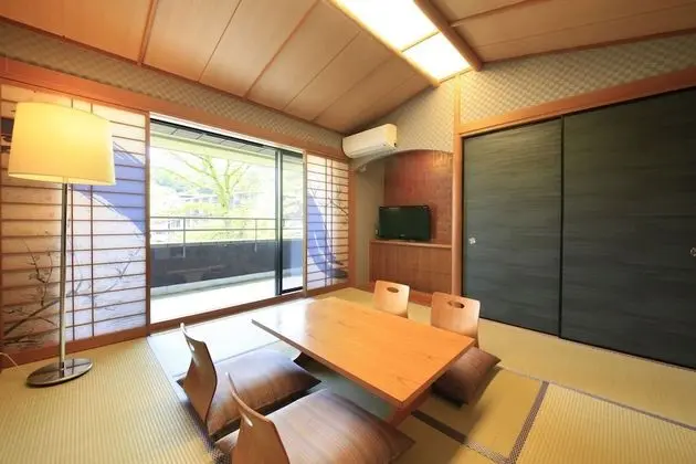 Traditional Oda (Japanese Style)