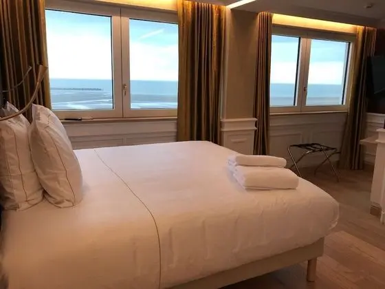 Deluxe Tek Büyük Yataklı Oda, Deniz Manzaralı