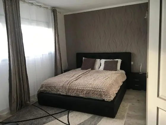 Economy Tek Büyük Yataklı Oda