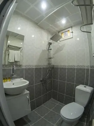 Economy Room