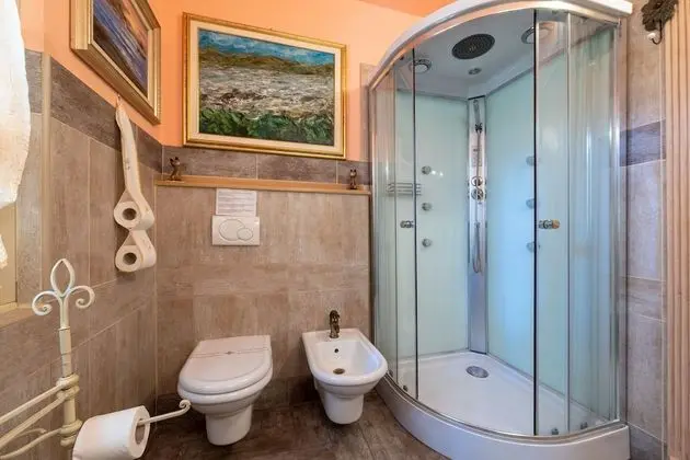 Tek Büyük veya İki Ayrı Yataklı Oda, Özel Banyo (external)