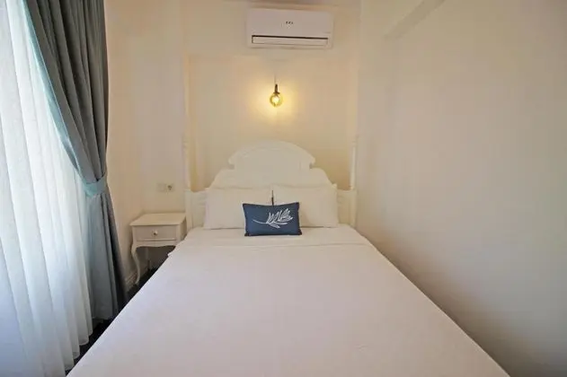 Standart Oda, Sokak Manzaralı