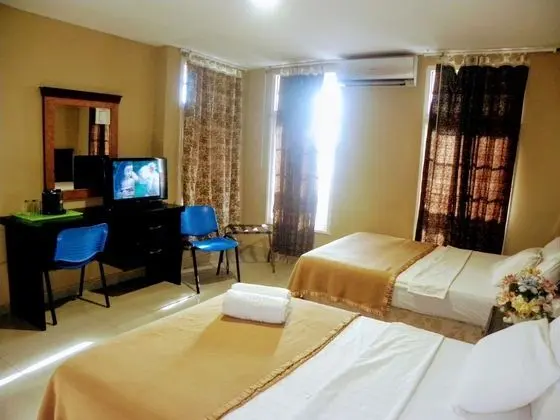 Standard Tek Büyük Yataklı Oda