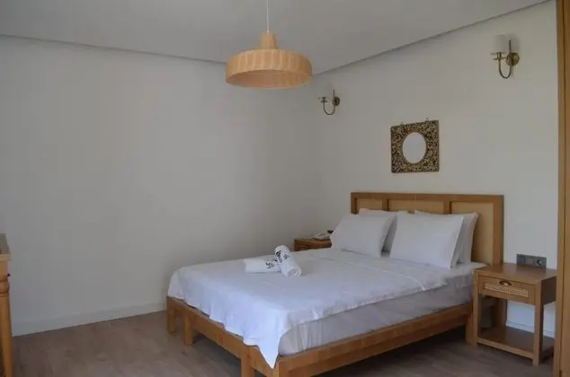 Corner Deluxe Oda, Kara Manzaralı, Balkonsuz