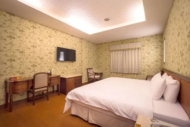 Honeymoon Tek Büyük Yataklı Oda