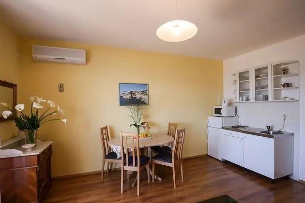 Apart Daire, 1 Yatak Odası, Balkon, Deniz Manzaralı (Villa Meskal A1)