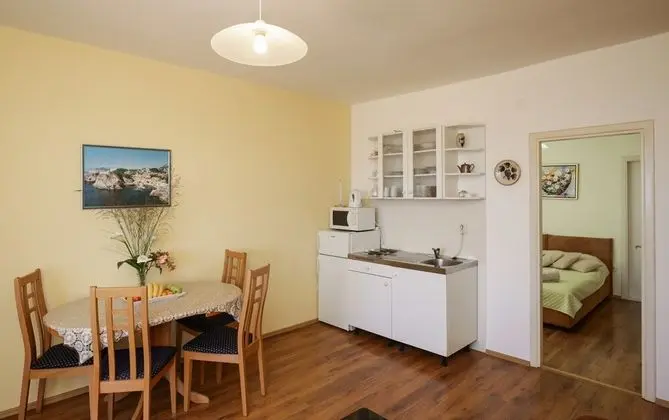 Apart Daire, 1 Yatak Odası, Balkon, Deniz Manzaralı (Villa Meskal A1)