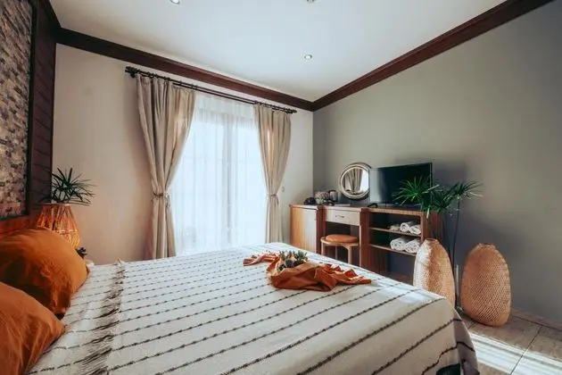 Connection Suite, Havuz Manzaralı, Balkonlu veya Fransız Balkonlu