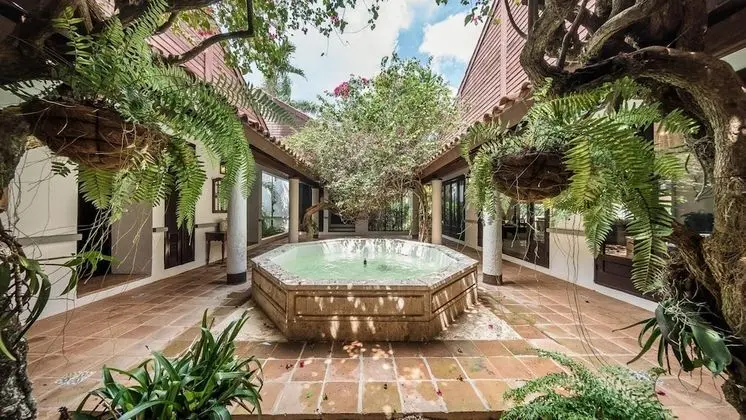 Villa, Sigara İçilebilir