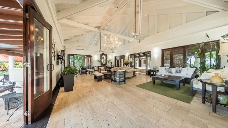 Villa, Sigara İçilebilir