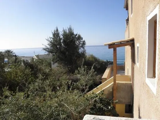 Stüdyo, Deniz Manzaralı