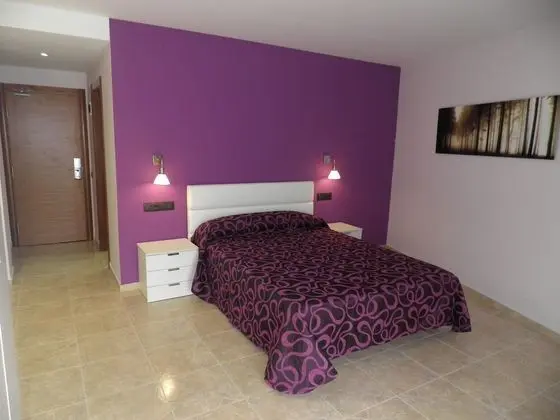 Standard Tek Büyük veya İki Ayrı Yataklı Oda, Balkon