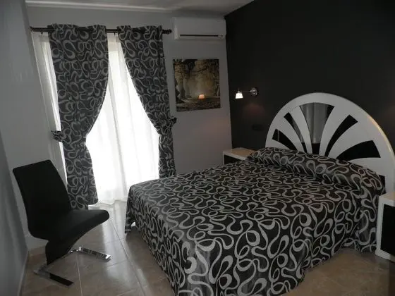 Standard Tek Büyük veya İki Ayrı Yataklı Oda, Balkon