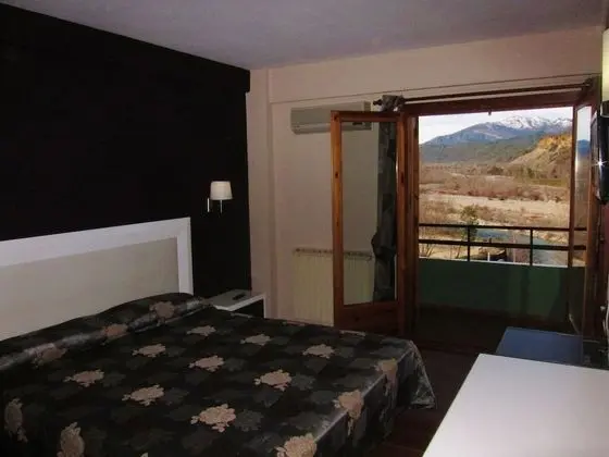 Standard Tek Büyük veya İki Ayrı Yataklı Oda, Balkon