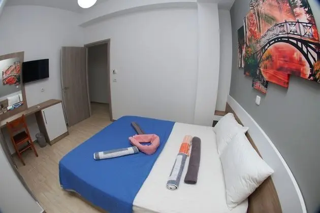 Tek Büyük veya İki Ayrı Yataklı Oda