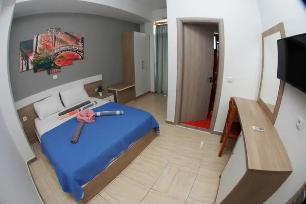 Tek Büyük veya İki Ayrı Yataklı Oda