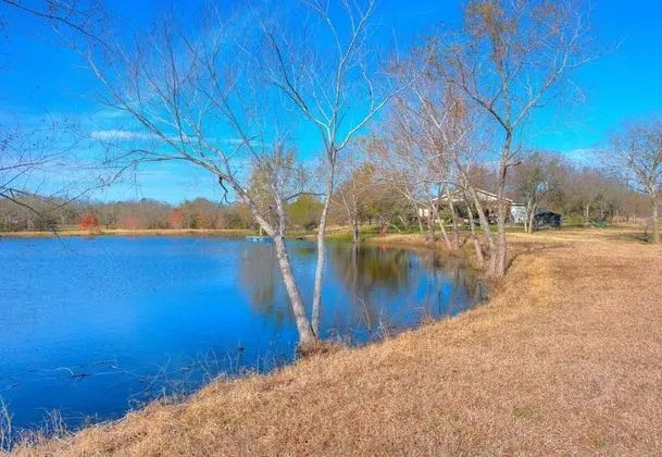 Ev (Mesquite Creek Farmhouse)
