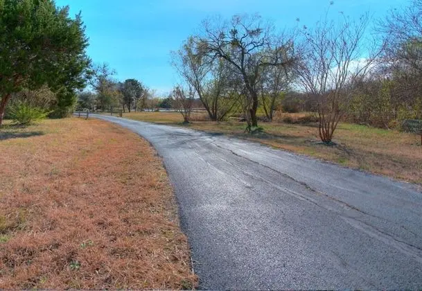Ev (Mesquite Creek Farmhouse)