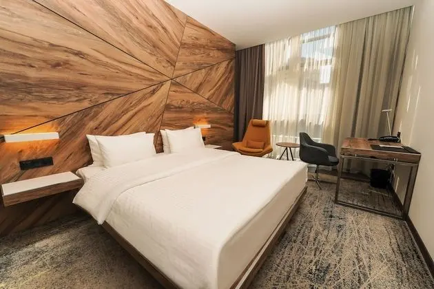 Standard King Room