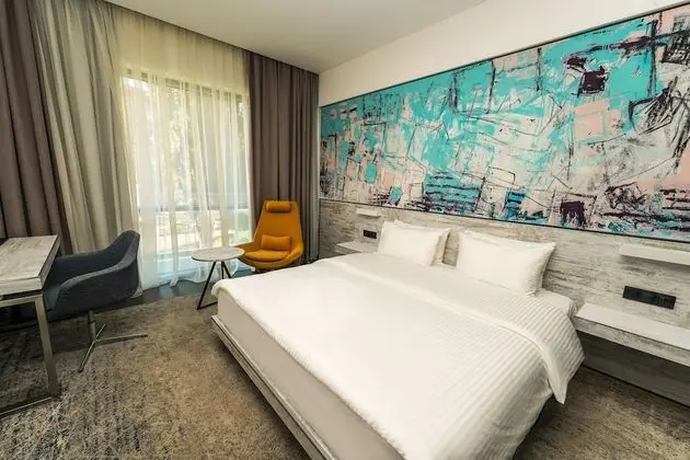 Superior King Room