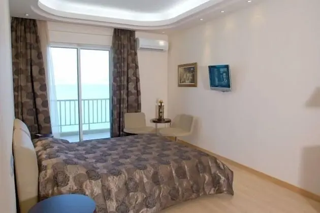 Standard Tek Büyük veya İki Ayrı Yataklı Oda, Deniz Manzaralı