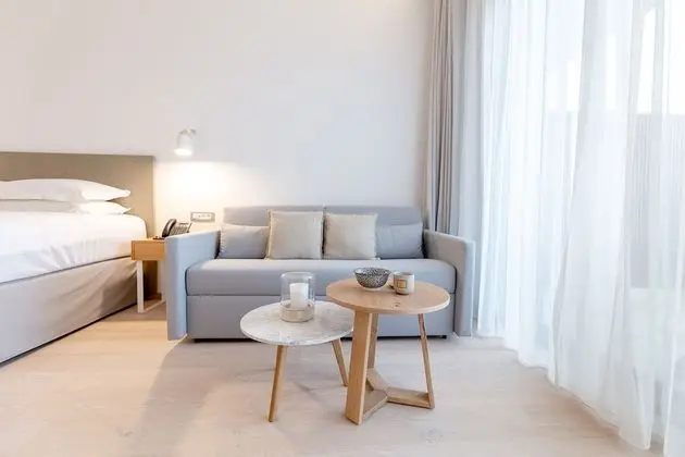 Superior Üç Kişilik Oda, Balkon, Deniz Manzaralı