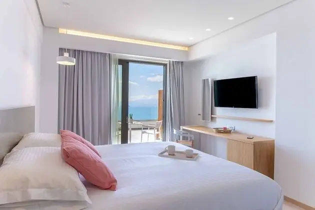 Superior Üç Kişilik Oda, Balkon, Deniz Manzaralı