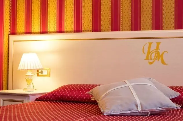 Classic Tek Büyük Yataklı Oda