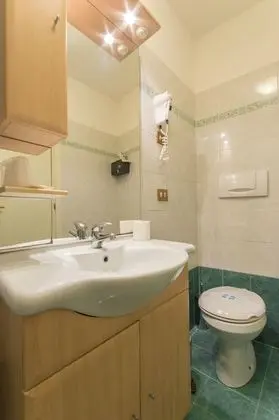 Classic Tek Büyük Yataklı Oda