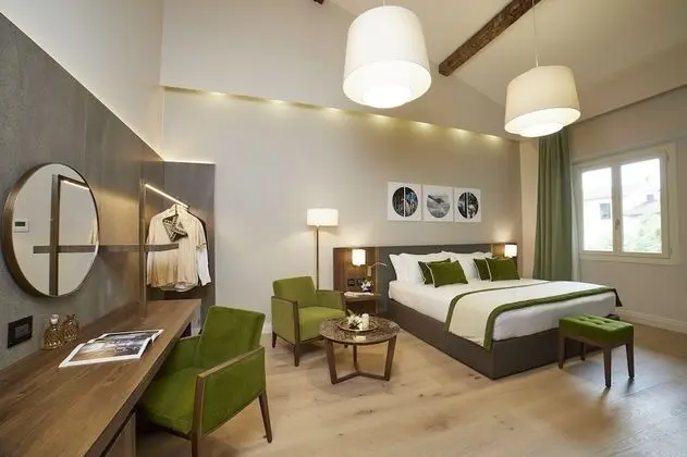 Superior Tek Büyük veya İki Ayrı Yataklı Oda, 1 Büyük (Queen) Boy Yatak, Sigara İçilmez