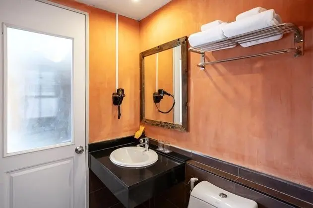 Deluxe Oda, 1 En Büyük (King) Boy Yatak, Balkon