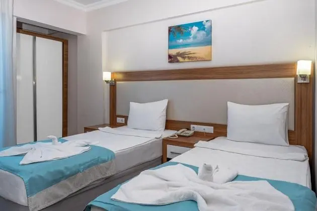 Standart Oda, Deniz Manzaralı, Balkonlu