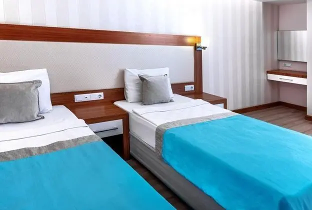 Standart Oda, Deniz Manzaralı, Balkonlu