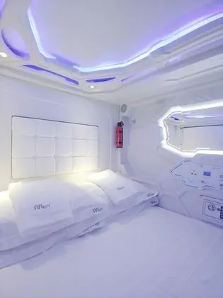 Double Space Pod (Queen Bed) in Mixed Dormitory Room
