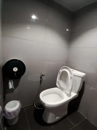 Double Space Pod (Queen Bed) in Mixed Dormitory Room