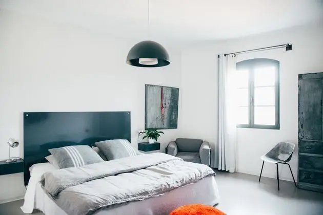 Design Tek Büyük Yataklı Oda, Sıcak Su Havuzu (Lilly)